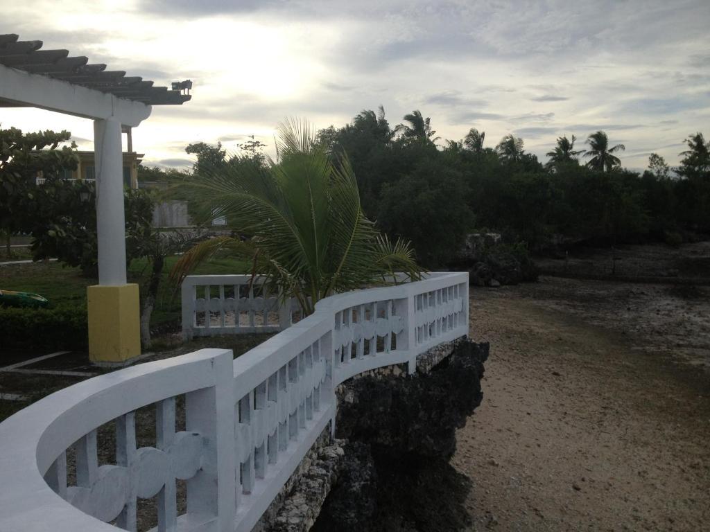Moalboal Beach Resort Alcantara  Eksteriør billede