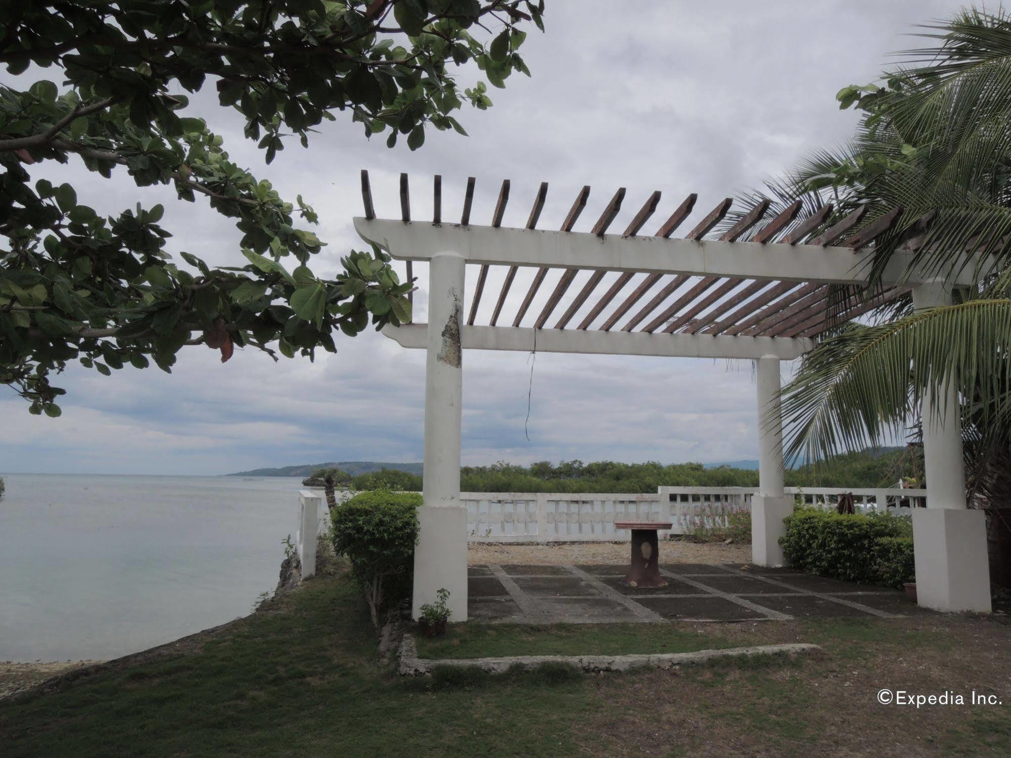 Moalboal Beach Resort Alcantara  Eksteriør billede